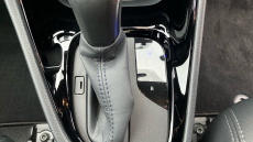 Toyota Yaris 1.5 Hybrid Dynamic 5dr CVT Hybrid Hatchback